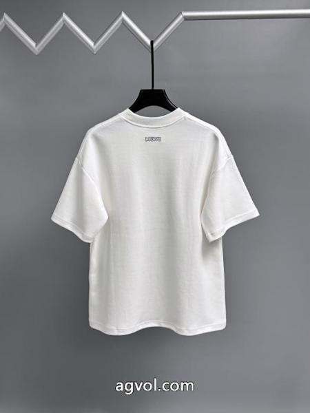 ブランド 品 コピー半袖Tシャツ最大の魅力大人気商品LOEWE 4