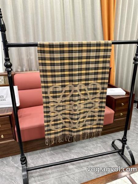 ロエベ LOEWE2025爆金レディースマフラー 0