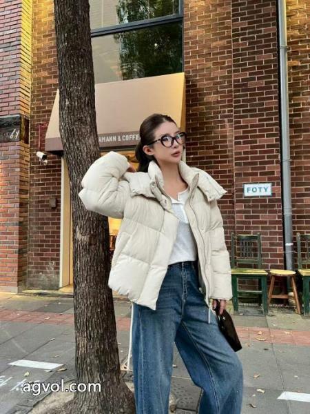 旬の気分を絶妙にファッション感が急上昇！ダウンジャケットLOEWEスーパー ブランド コピー 6 