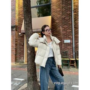 旬の気分を絶妙にファッション感が急上昇！ダウンジャケットLOEWEスーパー ブランド コピー