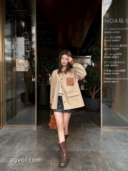 Loeweカスタムアルファベットロゴポケットスエードパッチワークゆったりカジュアルコート 2