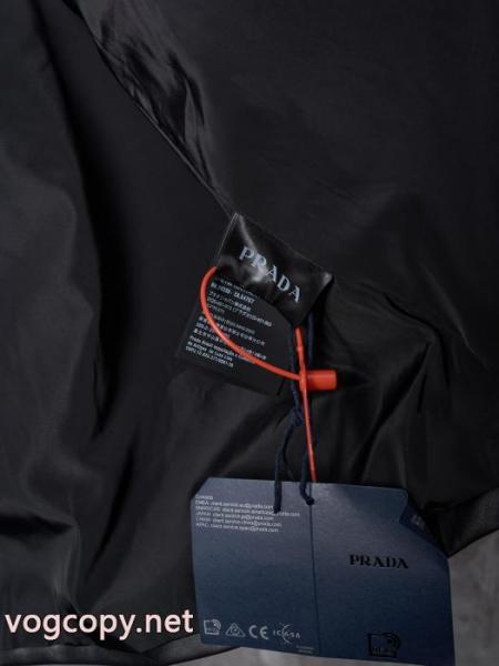 ジャケットPRADAブランド 偽物2025新品 注目美品 収納力抜群 1