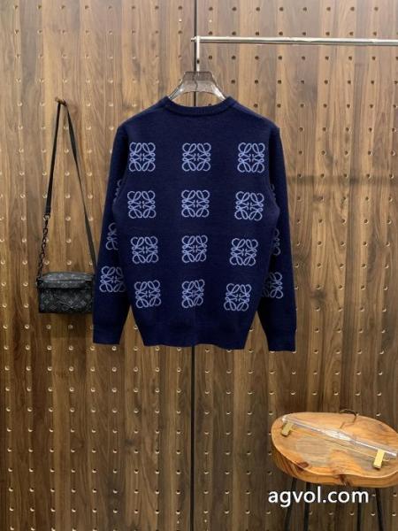 セーターLOEWE品質保証新作登場 上品で洗練された印象を引き立て 今季のトレンドクラシックスタイルブランド 通販 激安 4