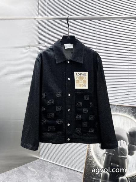 偽物 ブランド 激安ロエベコート数量限定SALE 今回大特価 最新☆大人気☆話題沸騰 1