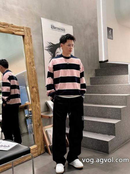 偽 ブランド限定入荷 爽快感が絶妙にマッチ SALE多色ロエベスラックス 0