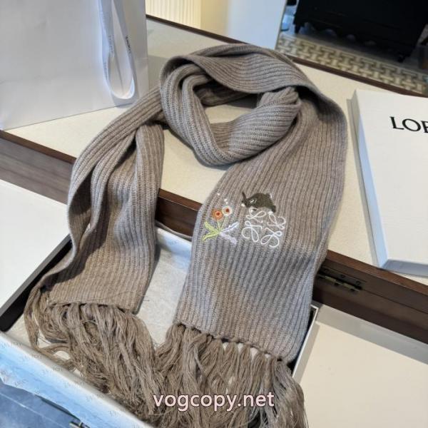 定番人気のモデル 潮流 即発送OKブランド コピー 販売マフラーLOEWE 4