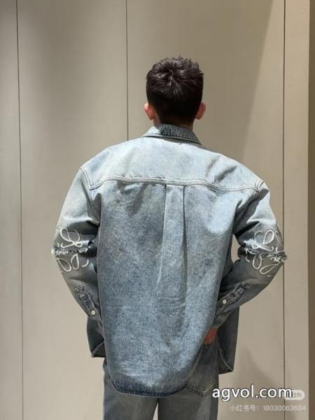 LOEWEコートブランド コピー 優良店秋冬最新作　完売必至 新作限定大人で素敵 目玉商品  5 