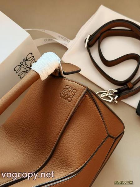 LOEWEバッグブランド アクセサリー 激安海外販売開始 安い激安人気新作 抜け感を出す 3