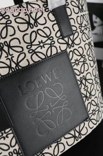 期間限定価格 存在感は抜群 2026限定 超レアLOEWEバッグ激安 通販 ブランド 5