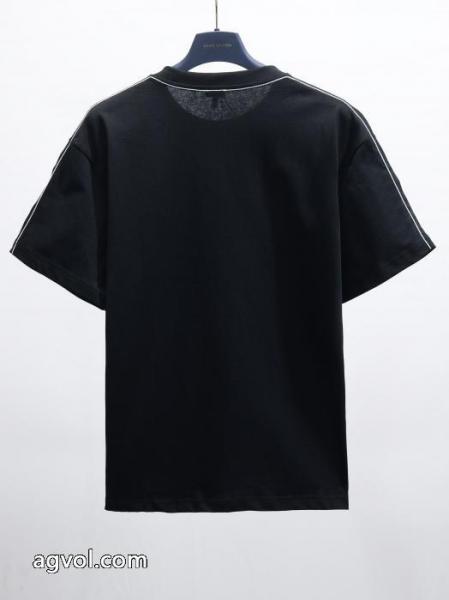 最安値激しい争奪戦 有名な 人気ブランドの秋冬新色ブランド コピー 半袖TシャツLOEWE 2