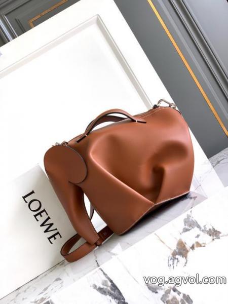 LOEWE    バッグブランド スーパー コピー 店舗デザイン性の高い ファッションCap 最新のアイテム. 0 