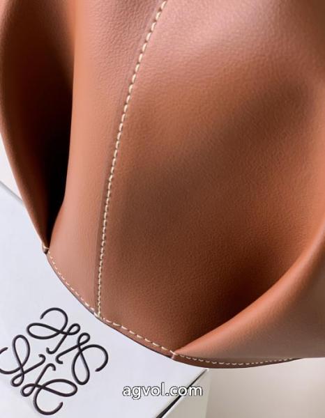 LOEWE    バッグブランド スーパー コピー 店舗デザイン性の高い ファッションCap 最新のアイテム. 6 