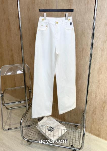 激安 ブランド 通販ロエベ冬の必須アイテムを 長く愛用できる 割引セール    ジーンズ. 5 