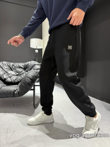 偽物 ブランド 激安26/26AW新作  憧れの26新作 在庫品LOEWE    スラックス. 0 