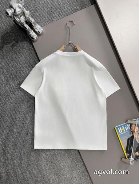 LOEWE偽物 ブランド高品質 期間限定VIPセール 超かわいい半袖Tシャツ 5