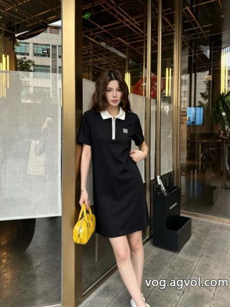 LOEWEワンピース偽 ブランド 通販愛らしさ抜群! 使い勝手の良い 期間限定セール 0