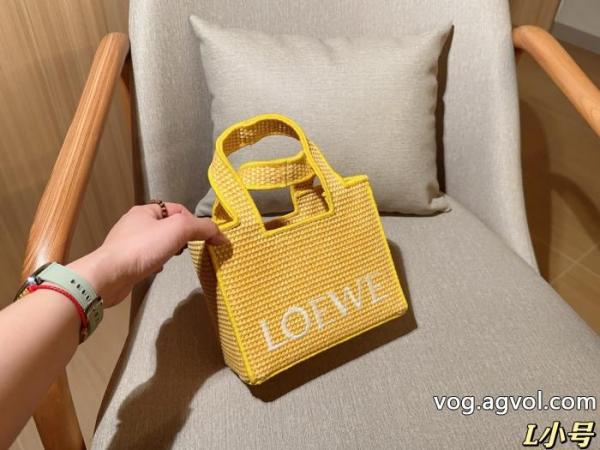 LOEWENEW大変素敵 最新作期間限定セール 完売再入荷  コピー 通販バッグ 0 