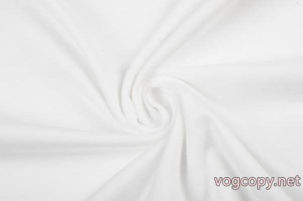 半袖Tシャツ偽物 ブランド 販売LOEWE快適さと洗練された表情 最新話題沸騰中 今季トレンド 4