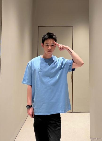激安 ブランド 通販半袖Tシャツ絶対欲しい新作 必見素敵お上品 今年人気アイテムLOEWE 0