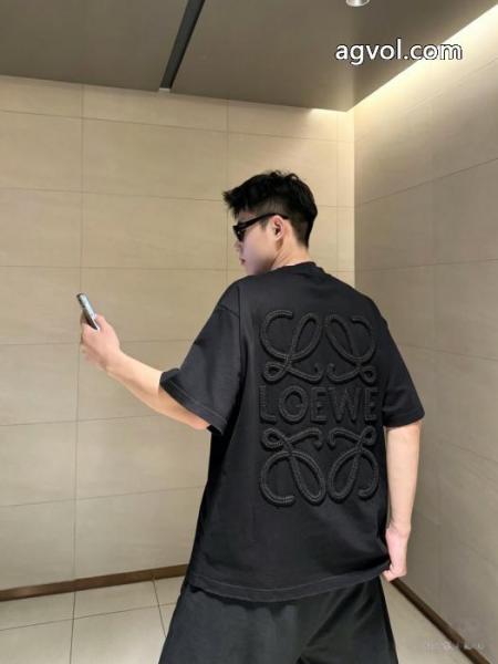 万能着 最旬トレンド 2026年最注目の偽物 ブランド 激安LOEWE半袖Tシャツ 5