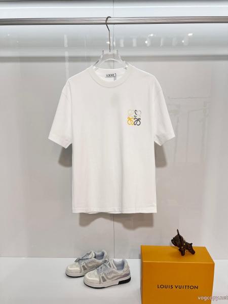 スーパー コピー最新入荷260%新品 オシャレスタイルは今季も 豊富なLOEWE半袖Tシャツ 0 