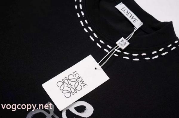 LOEWE半袖Tシャツブランド 激安品が良い 先取り 人気限定値段が安い 5 