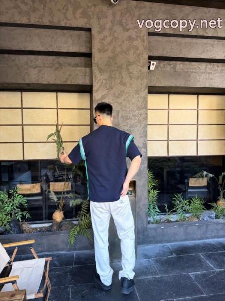 激安 通販 ブランド絶対欲しい新作 個性的なデザイン 今、注目なのLOEWE半袖Tシャツ 2