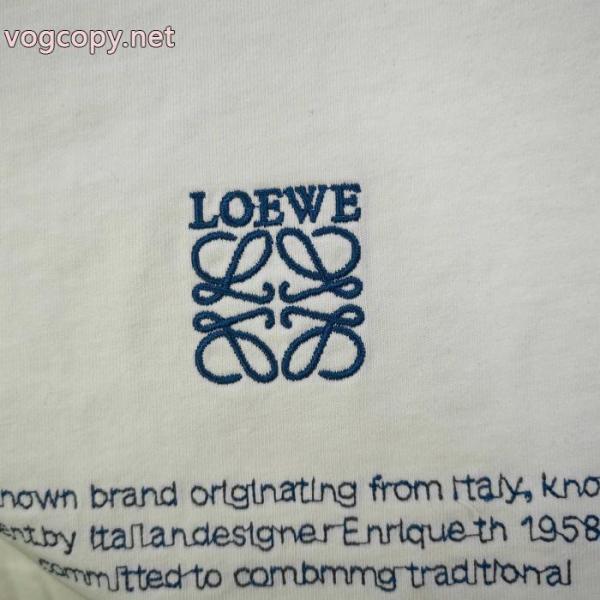 スーパー コピー 販売雑誌掲載モデル!! 人目を引く存在感 重宝する半袖TシャツLOEWE 2