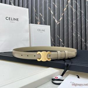 セリーヌ世界で誰もが憧れるブランド 更にトレンドが急上昇中 優しい色合いスーパー コピー どこで 買える    ベルト.