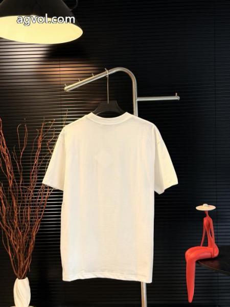 半袖TシャツLOEWE良好品 ファション性の高い 完売間近スーパー コピー 5 