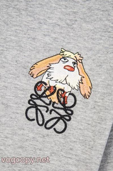 半袖TシャツLOEWE大人感漂う2026新作 有名モデル愛用アイテム 今年流ブランド レプリカ 1