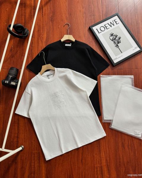 LOEWEブランド コピー超人気 予約完売品 圧倒的人気半袖Tシャツ 0
