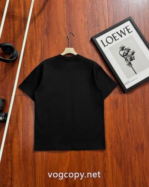 LOEWEブランド コピー超人気 予約完売品 圧倒的人気半袖Tシャツ 1