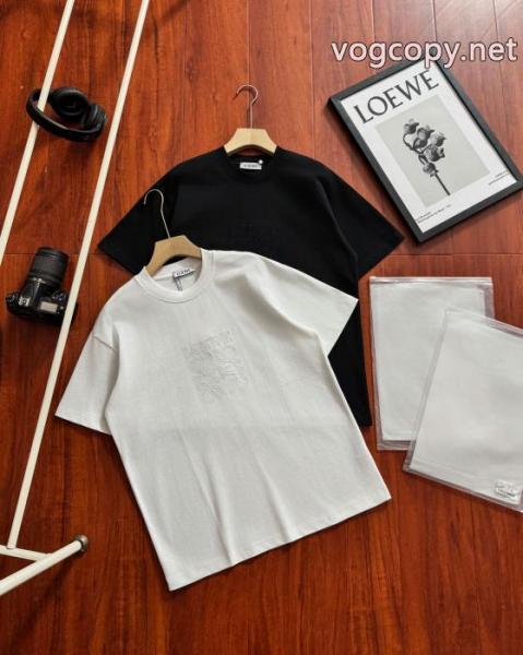 LOEWEブランド コピー超人気 予約完売品 圧倒的人気半袖Tシャツ 3