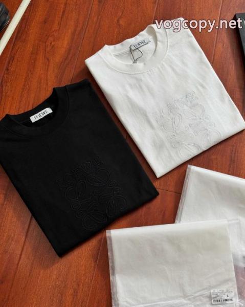 LOEWEブランド コピー超人気 予約完売品 圧倒的人気半袖Tシャツ 5