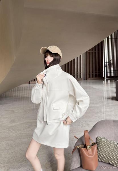 ファッション 人気 大人シンプルな 数量限定特別価格コートLOEWE激安 ブランド 通販 0