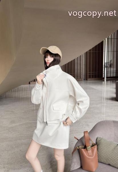ファッション 人気 大人シンプルな 数量限定特別価格コートLOEWE激安 ブランド 通販 4