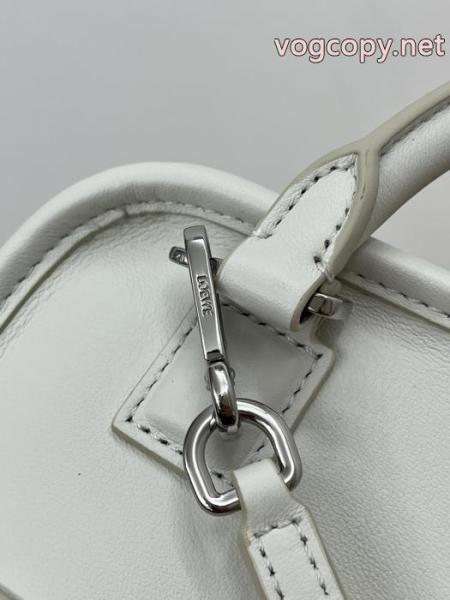 きれいめな印象 人気モデル 大人気定番ロエベバッグブランド 品 激安 通販. 4