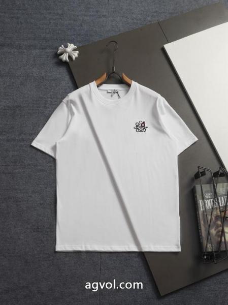 視線を集めて 好評モデル 年末で限定アイテム偽 ブランド 通販LOEWE半袖Tシャツ 2