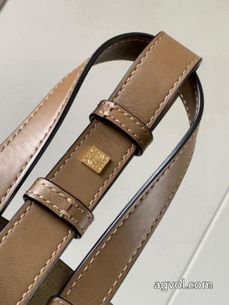 LOEWE上質上品 便利な定番アイテム 万能アイテムバッグスーパー コピー 販売. 5