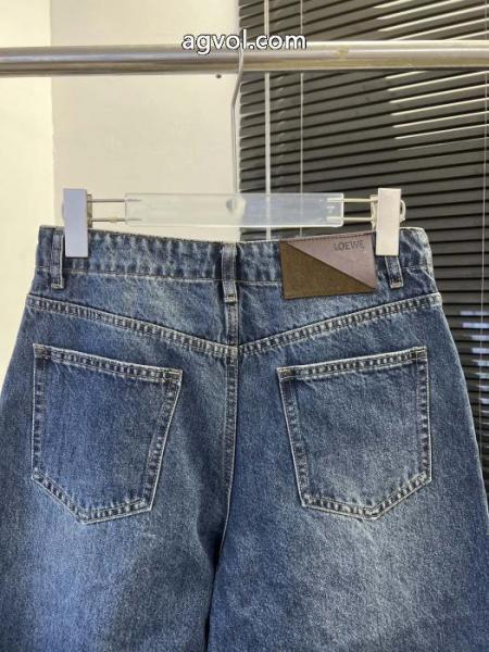 LOEWEジーンズ秋冬超人気 驚きの破格値新品 一番人気ブランド 品 スーパー コピー. 3