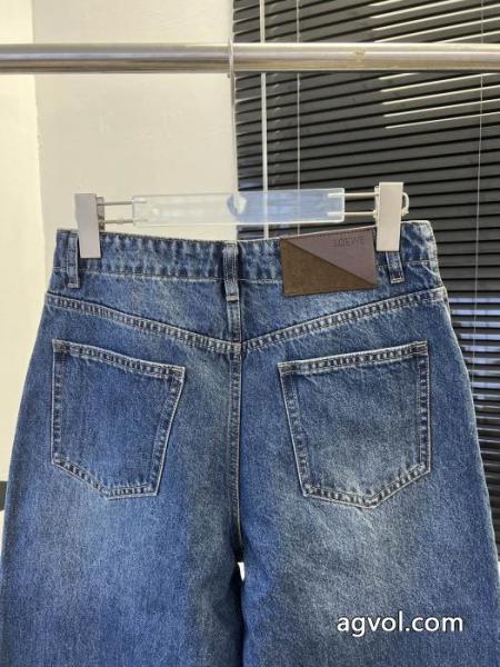 LOEWEジーンズ秋冬超人気 驚きの破格値新品 一番人気ブランド 品 スーパー コピー. 5