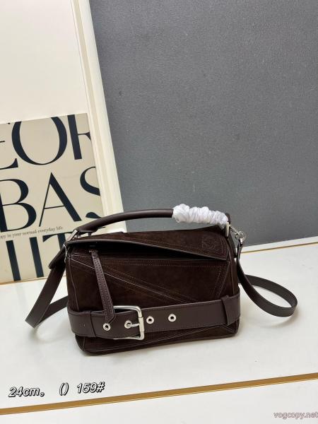 偽 ブランドLOEWE即発送可 2026-26 柔らかな着心地 最終価格バッグ. 0 