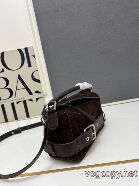 偽 ブランドLOEWE即発送可 2026-26 柔らかな着心地 最終価格バッグ. 5 